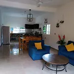 Casa Flores