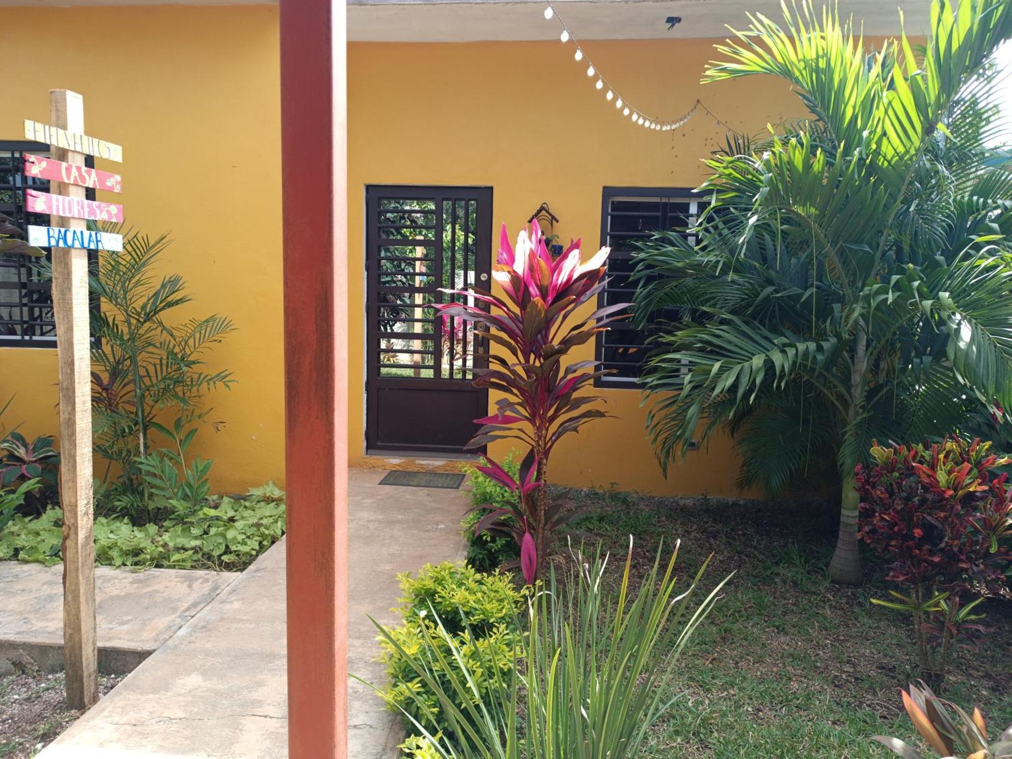 Casa Flores Appartement Bacalar